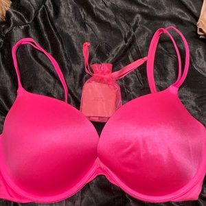 Victoria’s Secret very sexy push up